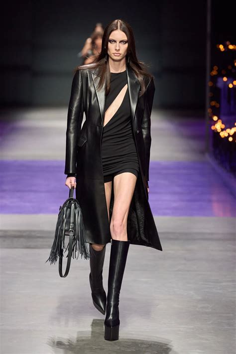 versace shoes 2023